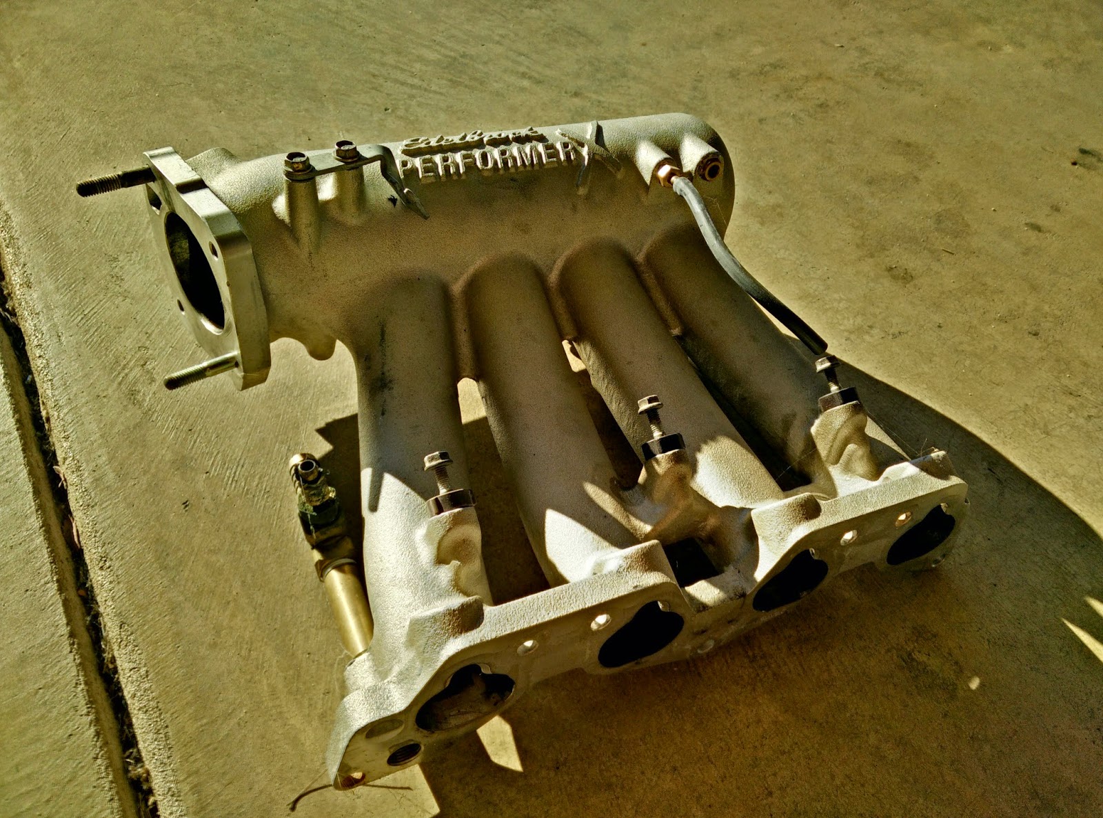 Z6 Edelbrock Intake Manifold On Y8?